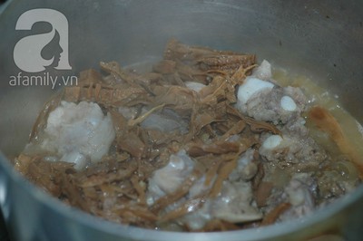 27 Tết: Tham khảo cách nấu canh măng khô siêu ngon 15