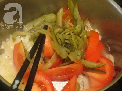 Canh ngao bắp cải chua ngọt ngon cơm 13