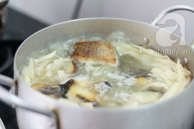Canh cá nấu măng cho bữa tối ngon cơm 16
