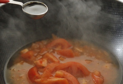 Chua ngon thanh nhẹ món canh cá nấu cà chua 13