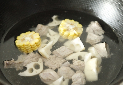 Canh thịt bò nấu rau củ ngon lành bổ dưỡng 11