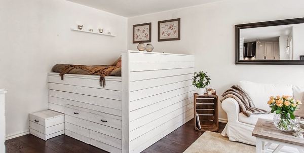 Căn hộ có giường ngủ nằm trong phòng khách mà vẫn riêng tư 4 can ho co giuong ngu nam trong phong khach ma van rieng tu Căn hộ có giường ngủ nằm trong phòng khách mà vẫn riêng tư