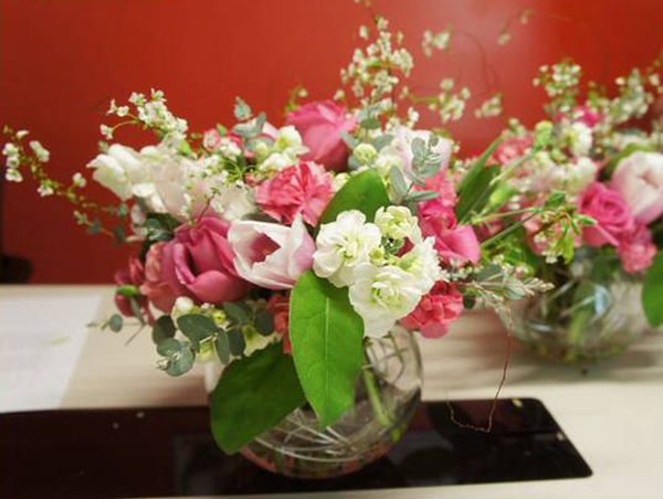 Cắm hoa đẹp với sắc hồng dịu dàng quyến rũ 1
