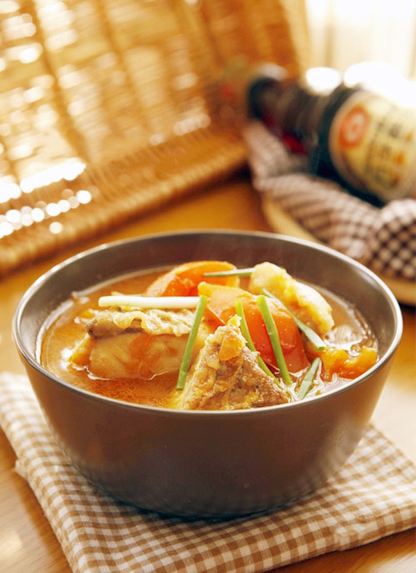 Chua ngon thanh nhẹ món canh cá nấu cà chua 20