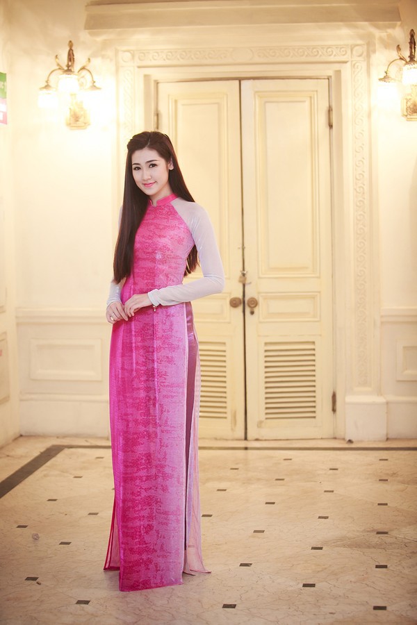 [Image: 30-bo-ao-dai-dep-me-man-cua-kieu-nu-viet...am-qua.jpg]