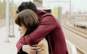 Đừng quá say men tình, hãy nhận ra những điều nói cho bạn biết người yêu hiện tại thật sự rất tệ