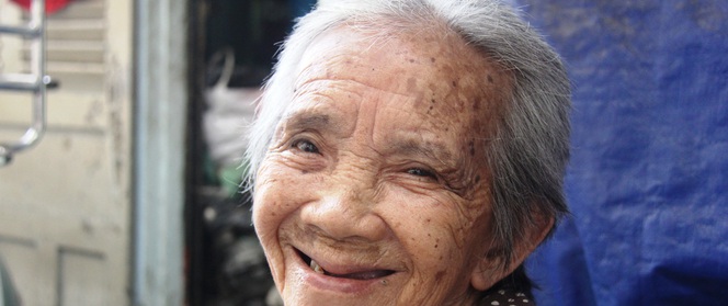 Chuyện đời bà cụ đi "ở đợ" 60 năm, có chồng con nhưng tuổi già đơn độc, sống nhờ người dưng trong hẻm nhỏ