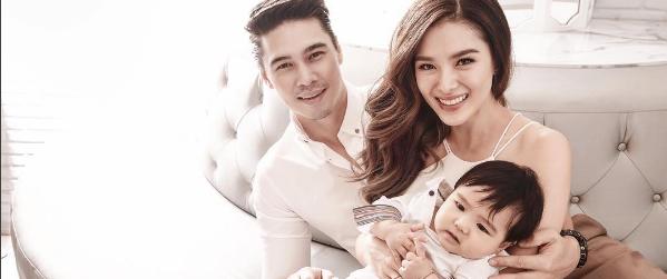 Cặp "tiên đồng ngọc nữ" 12 năm "quấn như sam" tiết lộ bí mật yêu đơn giản mà hiệu quả khó ngờ