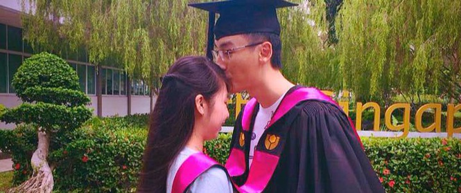 Những cặp bạn bè sánh bước thời khăn quàng đỏ rồi dắt tay nhau "về chung một nhà" Những cặp bạn bè sánh bước thời khăn quàng đỏ rồi dắt tay nhau "về chung một nhà"