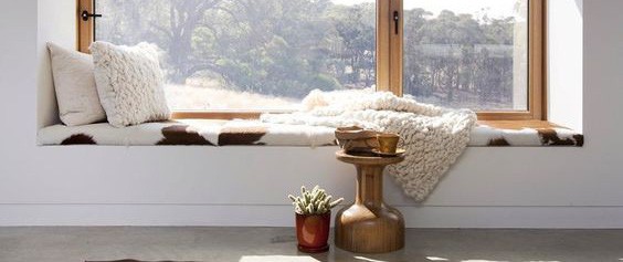 24 cách trang trí cửa sổ cực đáng yêu