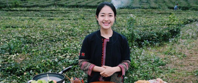 Ái nữ của Giám đốc khuyên con gái đừng mua chiếc túi 300 đô rỗng: Là tiểu thư được cưng chiều, vẫn đi làm thêm kiếm sinh hoạt phí