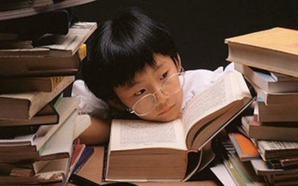 Đừng biến trẻ thành con rối