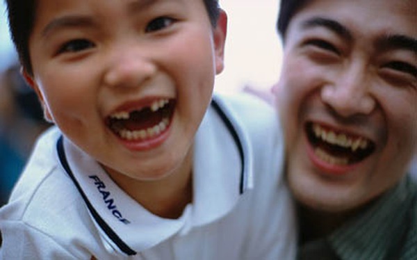 Đưa con đi chơi: Vui nhưng sợ lạc con