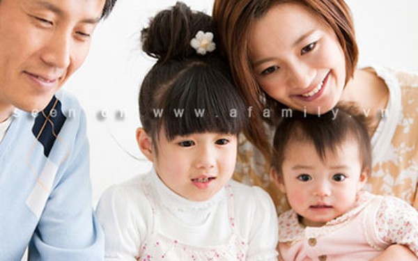 Những lợi thế khi nhà bạn có hai bé gái