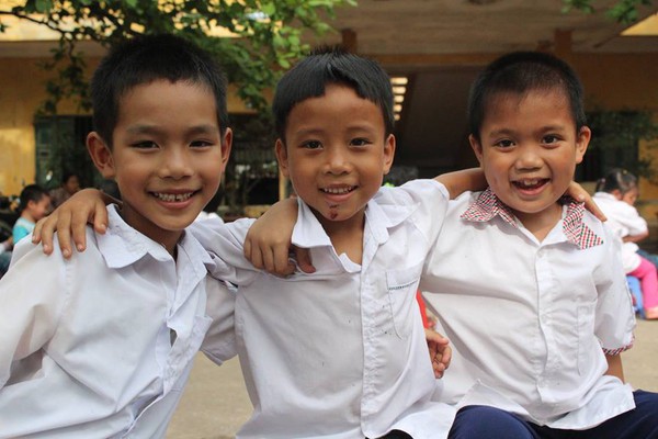 Chuyện đáng để suy ngẫm trong NGÀY ĐẦU TIÊN CON ĐI HỌC
