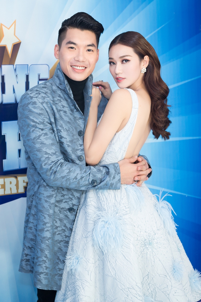 Khánh My công khai ôm ấp Trương Nam Thành - Ảnh 3.