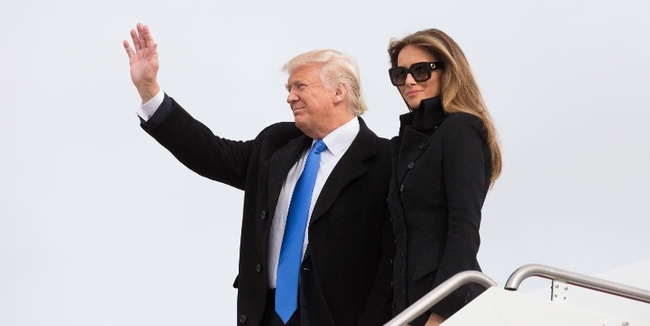 Lộ thông tin gây sốc: Đệ nhất phu nhân Melania Trump không ngủ chung giường với chồng - Ảnh 1.