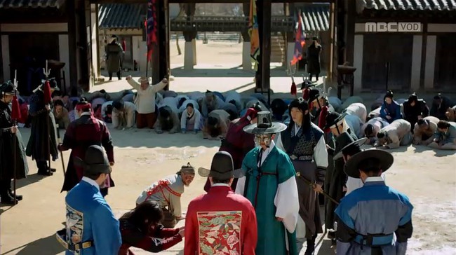 Thái tử Yoo Seung Ho: Quá ngây thơ nên mới vô số tội! - Ảnh 4.