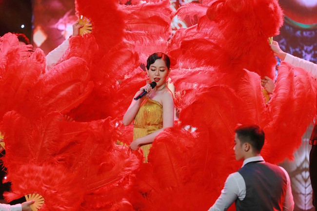 Đàm Vĩnh Hưng rơi nước mắt khi nói về chuyện Thanh Thảo nuôi con cho em gái - Ảnh 8.