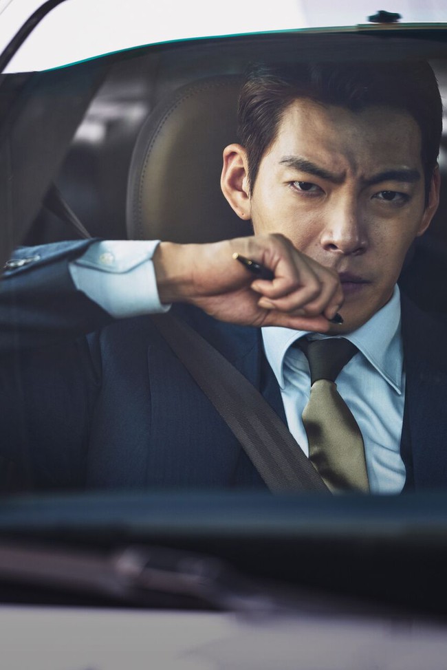 Phấn khích trước màn đối đầu có 1-0-2 của Lee Byung Hun - Kim Woo Bin - Kang Dong Won - Ảnh 4.