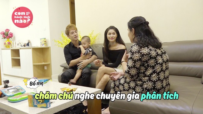 Chỉ một hành động nhỏ, con gái Huy Khánh khiến bố mẹ rưng rưng tự hào - Ảnh 7.