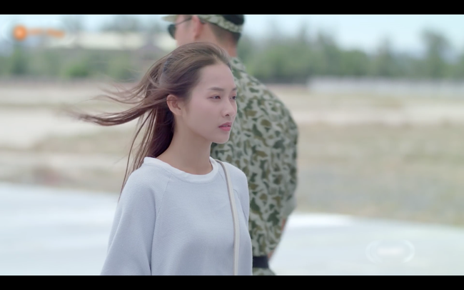 Cảnh quay khiến kh&aacute;n giả h&agrave;i l&ograve;ng nhất sau 6 tập Hậu duệ mặt trời bản Việt ch&iacute;nh l&agrave; đ&acirc;y - Ảnh 9.