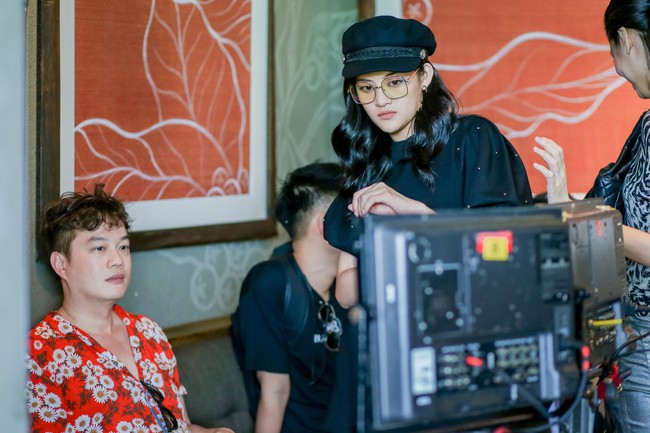 Hết l&agrave;m &aacute;c nữ, Th&ugrave;y Anh lại bạo gan hiến kế cho Lan Ngọc t&aacute;n tỉnh phi c&ocirc;ng trẻ - Ảnh 8.