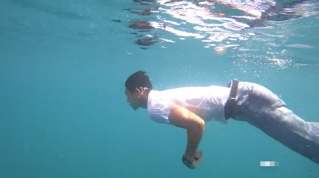 Đại &uacute;y Duy Ki&ecirc;n - Song Lu&acirc;n lại c&oacute; th&ecirc;m một ph&acirc;n đoạn để đời trong Hậu duệ mặt trời bản Việt rồi! - Ảnh 9.