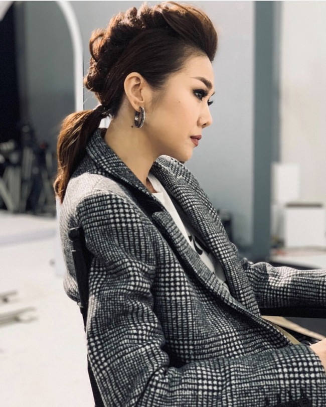 Soi nhất cử nhất động của sao Việt (17/10) - Ảnh 3.