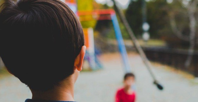 Người mẹ đưa ra l&yacute; do dạy con m&igrave;nh ph&aacute; vỡ c&aacute;c quy tắc khiến ai cũng bị thuyết phục - Ảnh 3.