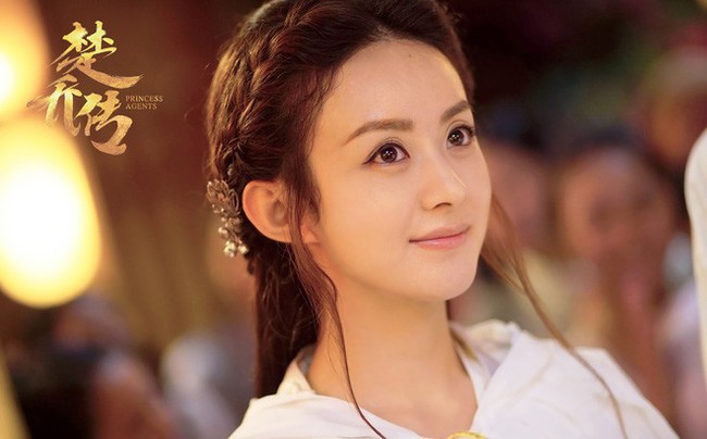 Triệu Lệ Dĩnh: Kh&ocirc;ng gia thế, tiếng Anh k&eacute;m, EQ thấp nhưng lại vượt mặt loạt ch&acirc;n d&agrave;i trở th&agrave;nh b&agrave; Ph&ugrave;ng danh gi&aacute; - Ảnh 20.