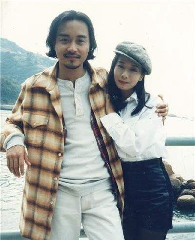 Mao Thuấn Thuần: Hai lần từ chối lời cầu h&ocirc;n của Trương Quốc Vinh v&agrave; 3 cuộc h&ocirc;n nh&acirc;n đẫm nước mắt  - Ảnh 2.