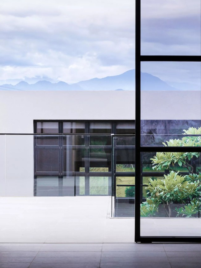 Ng&ocirc;i nh&agrave; độc đ&aacute;o kh&ocirc;ng c&oacute; m&aacute;i gi&agrave;nh huy chương v&agrave;ng trong cuộc thi thiết kế nội thất  - Ảnh 17.