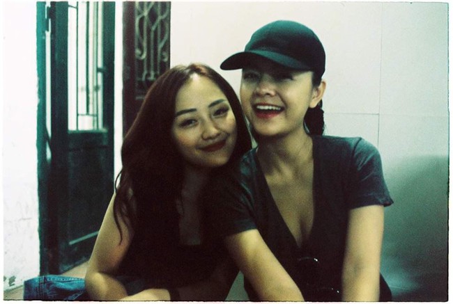 Soi nhất cử nhất động của sao Việt (23/10) - Ảnh 2.