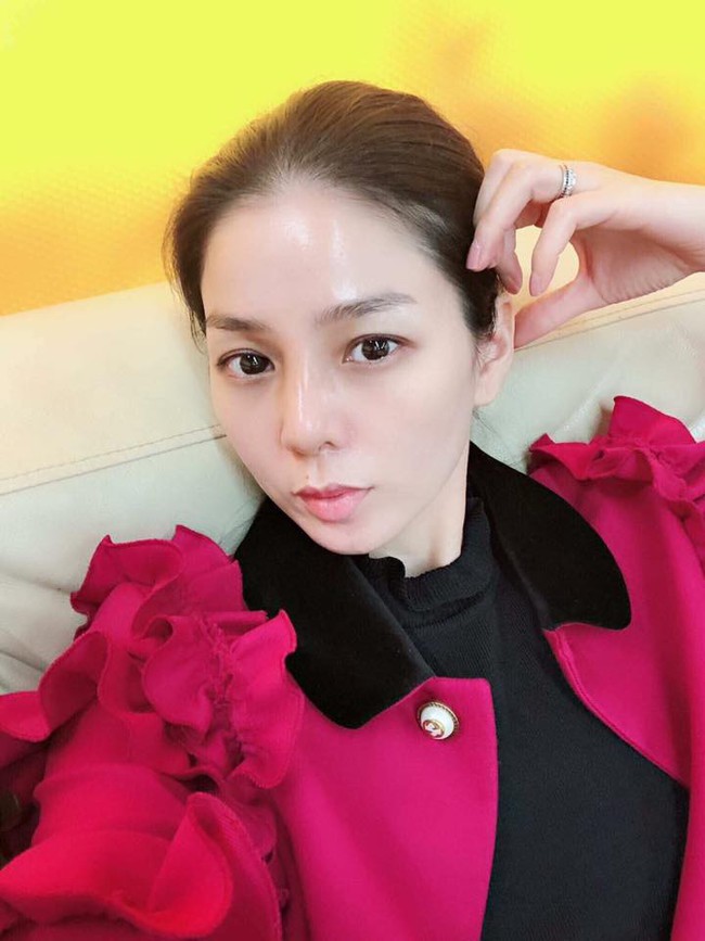 Được fan khen trẻ như 18 sau th&aacute;o độn mũi, Lệ Quy&ecirc;n thở ph&agrave;o:  Vĩnh viễn kh&ocirc;ng c&ograve;n lo trong người c&oacute; đồ giả - Ảnh 2.