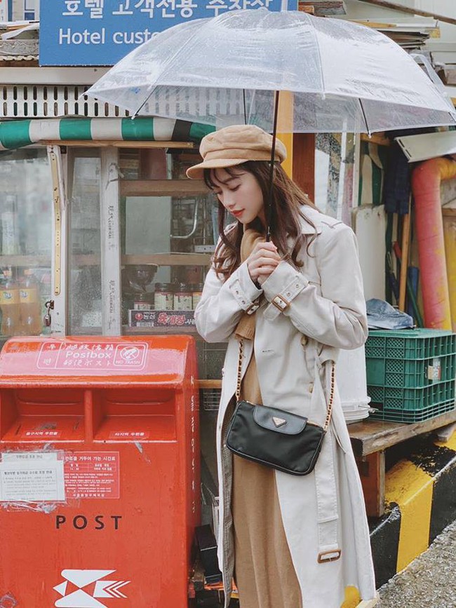 Soi nhất cử nhất động của sao Việt (27/10) - Ảnh 10.