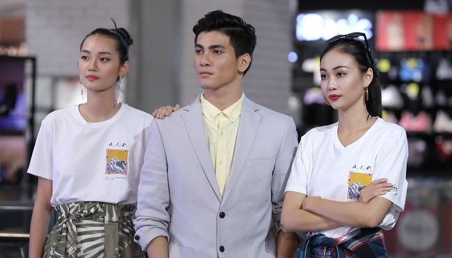 Qu&aacute; bức x&uacute;c, Thanh Hằng - Nam Trung qu&aacute;t mắng th&iacute; sinh The Face giữa chốn đ&ocirc;ng người  - Ảnh 6.