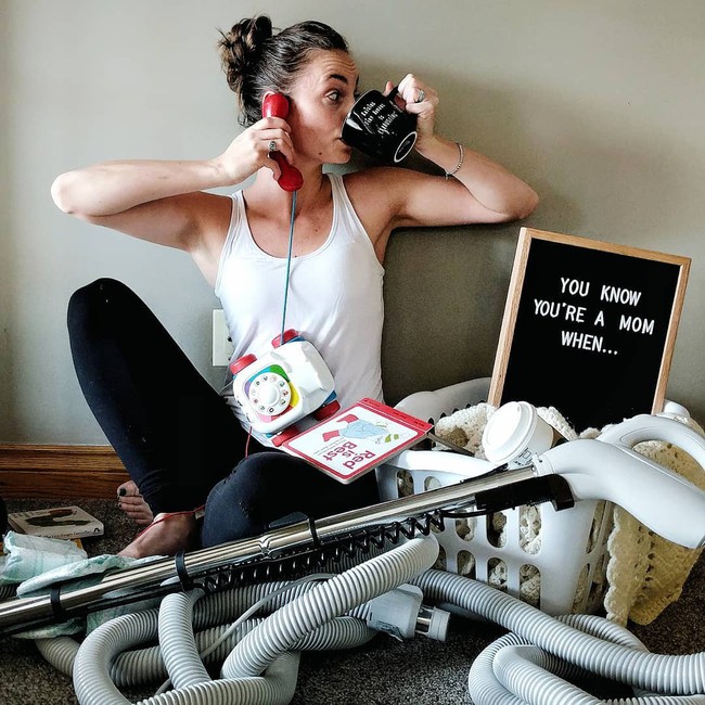 Muốn t&igrave;m &yacute; tưởng h&oacute;a trang Halloween, thử tham khảo ngay những bộ đồ h&agrave;i hước của b&agrave; mẹ n&agrave;y - Ảnh 10.