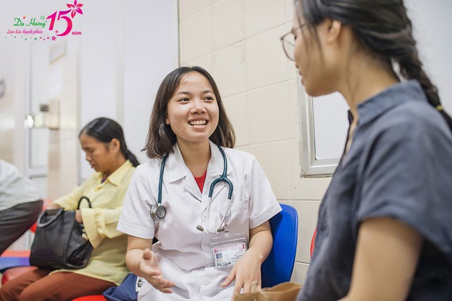 Định nghĩa hạnh ph&uacute;c của nữ sinh vi&ecirc;n giỏi trường ĐH Y: D&ugrave; đ&aacute;nh đổi cả thanh xu&acirc;n để học nghề y, cũng kh&ocirc;ng bao giờ thấy l&atilde;ng ph&iacute; - Ảnh 8.