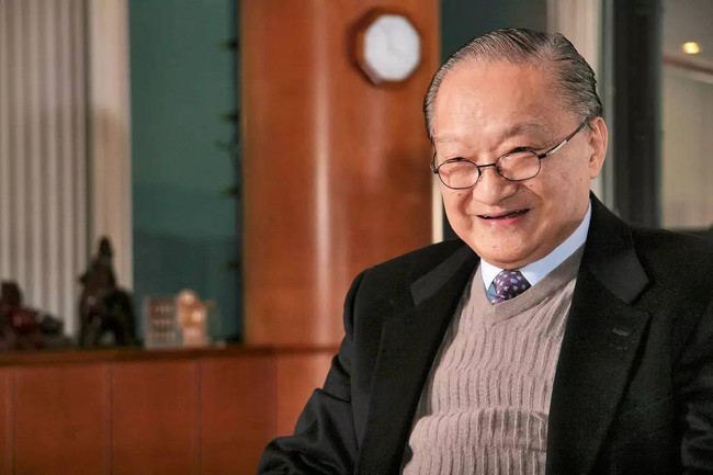 Điều tr&ugrave;ng hợp lạ l&ugrave;ng khi nh&agrave; văn Kim Dung qua đời c&ugrave;ng ng&agrave;y với người t&igrave;nh trong mộng l&agrave; nữ minh tinh nổi tiếng - Ảnh 4.