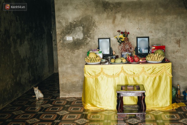 Cuộc sống của 2 đứa trẻ mất bố mẹ sau vụ ch&aacute;y lớn ở Đ&ecirc; La Th&agrave;nh: Con chỉ biết pha sữa chứ kh&ocirc;ng d&aacute;m bế em, sợ em ng&atilde; - Ảnh 2.