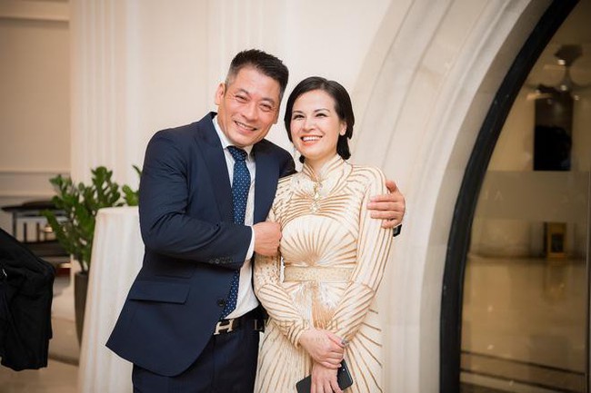 Điểm chung bất ngờ trong đ&aacute;m cưới Lan Khu&ecirc; - T&uacute; Anh - Thu Ng&acirc;n: Mẹ c&ocirc; d&acirc;u xinh đẹp, thu h&uacute;t kh&ocirc;ng k&eacute;m con g&aacute;i - Ảnh 6.