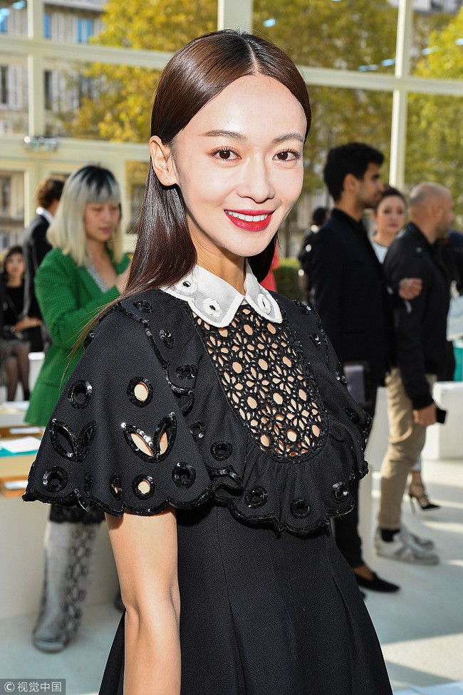 Lệnh Phi Ng&ocirc; Cẩn Ng&ocirc;n lu&ocirc;n k&eacute;m sang một phần l&agrave; v&igrave; mắc lỗi trang điểm cơ bản - Ảnh 3.