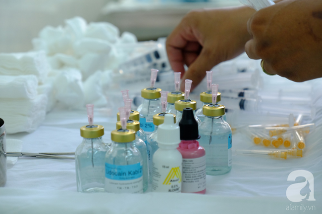 Mắt xuất hiện m&agrave;ng m&aacute;u: Kh&ocirc;ng &iacute;t người Việt mắc căn bệnh n&agrave;y dẫn đến nguy cơ biến dạng tr&ograve;ng đen v&agrave; giảm thị lực - Ảnh 3.