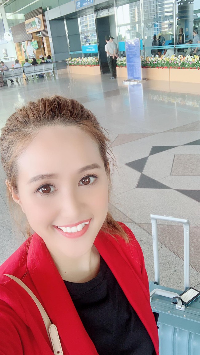 Gạo nếp gạo tẻ: Lộ cảnh Minh ăn mặc lột x&aacute;c, ra s&acirc;n bay xuất ngoại? - Ảnh 3.