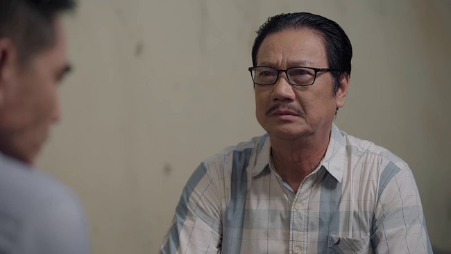 Gạo nếp gạo tẻ: H&acirc;n l&ocirc;i cả &ocirc;ng Vương v&agrave;o cuộc giữ ch&acirc;n Kiệt, g&agrave;o kh&oacute;c thảm thiết Con kh&ocirc;ng thể sống thiếu anh ấy! - Ảnh 2.