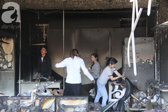 Người d&acirc;n kể lại gi&acirc;y ph&uacute;t xe bồn bốc ch&aacute;y ng&ugrave;n ngụt: Nhiều người chỉ biết la h&eacute;t, đập cửa t&igrave;m c&aacute;ch tho&aacute;t ra  - Ảnh 12.