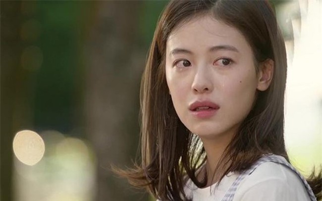 Gặp t&igrave;nh cũ của chồng ở đ&aacute;m cưới bạn, người vợ chết đứng khi nh&igrave;n thấy đứa trẻ m&agrave; c&ocirc; ta dắt theo - Ảnh 2.