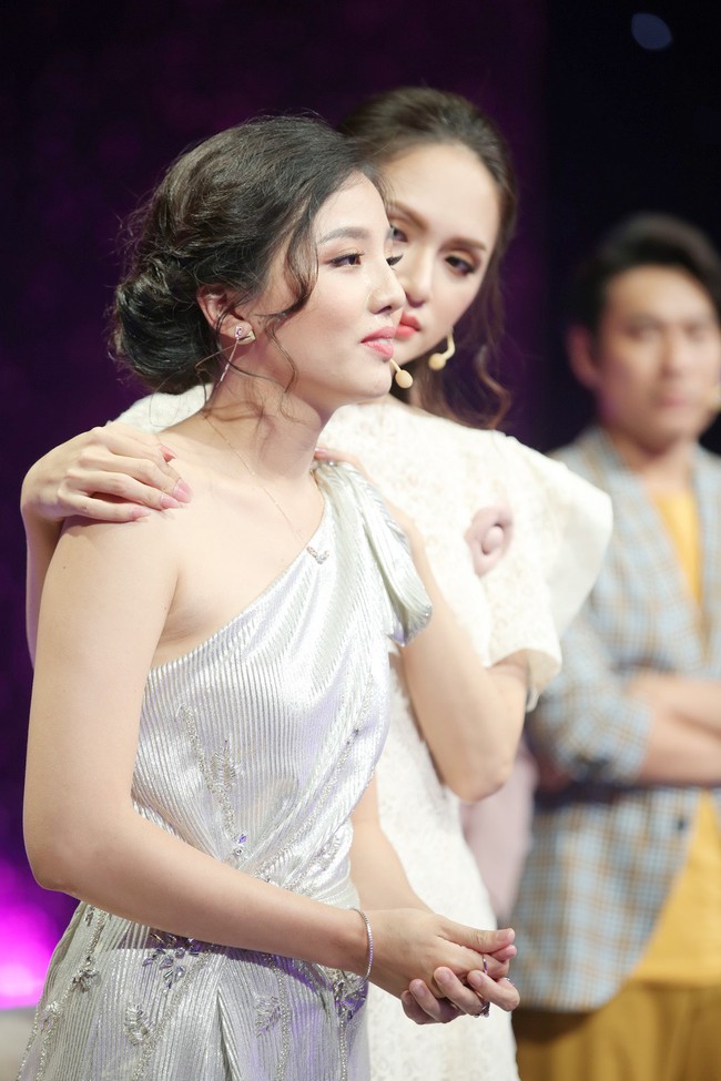 Tham gia show hẹn h&ograve; v&agrave; khiến nữ ch&iacute;nh bật kh&oacute;c, ch&agrave;ng trai g&acirc;y sốc khi n&oacute;i: Em c&oacute; tr&aacute;ch th&igrave; tr&aacute;ch những người - Ảnh 5.