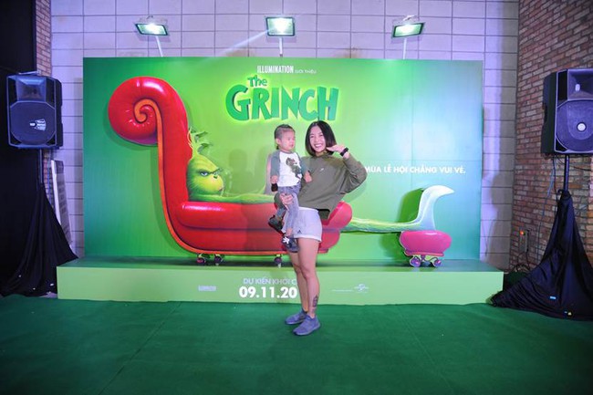 Gia đ&igrave;nh L&yacute; Hải - Minh H&agrave; dắt d&iacute;u nhau đến xem bom tấn hoạt h&igrave;nh do ch&iacute;nh bố Hải lồng tiếng - Ảnh 8.